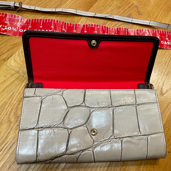 Authentic Dooney & Bourke Croc Embossed Crossbody Clutch Bag | 44” Strap - Picture 4 of 8